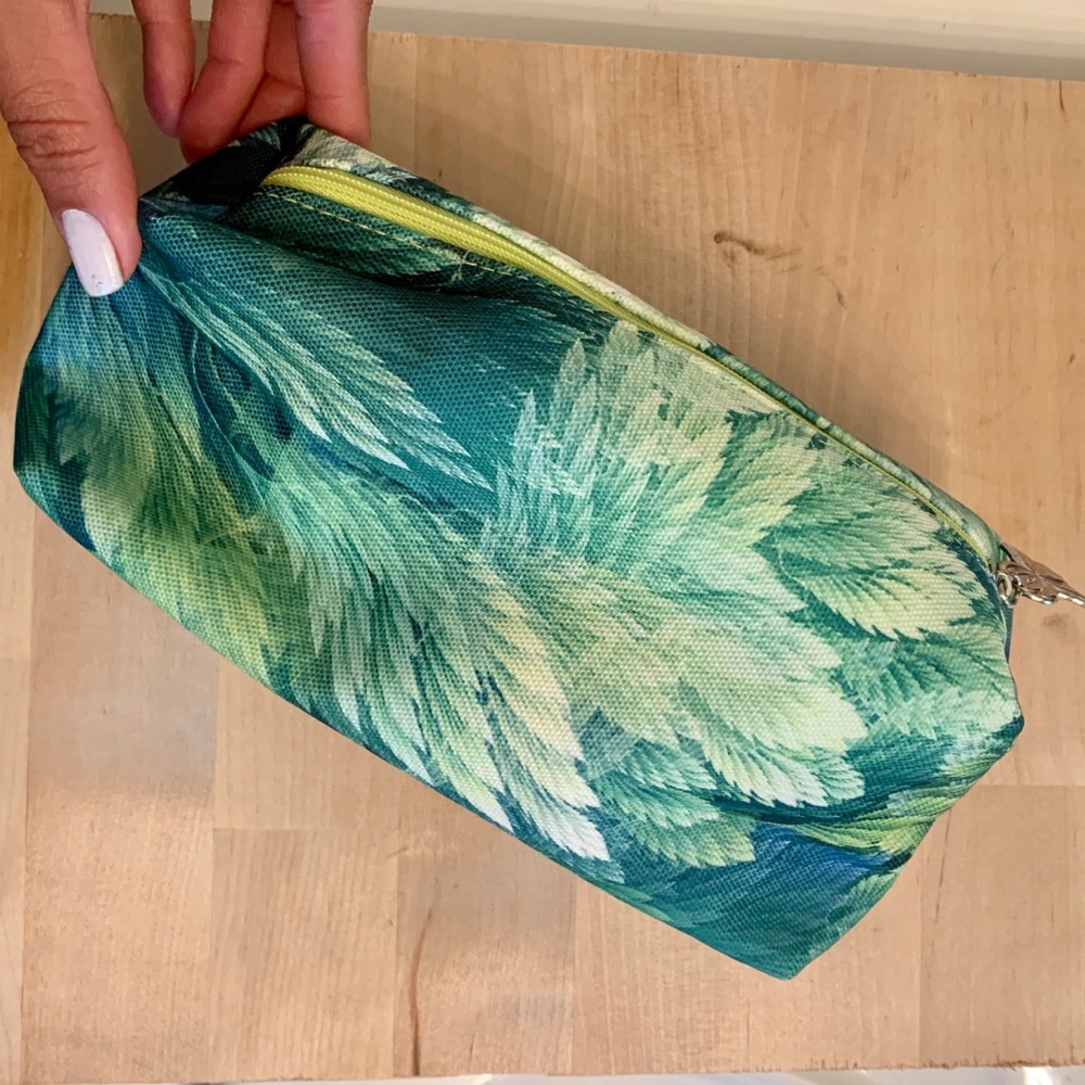 Palm Leaf Makeup Bag